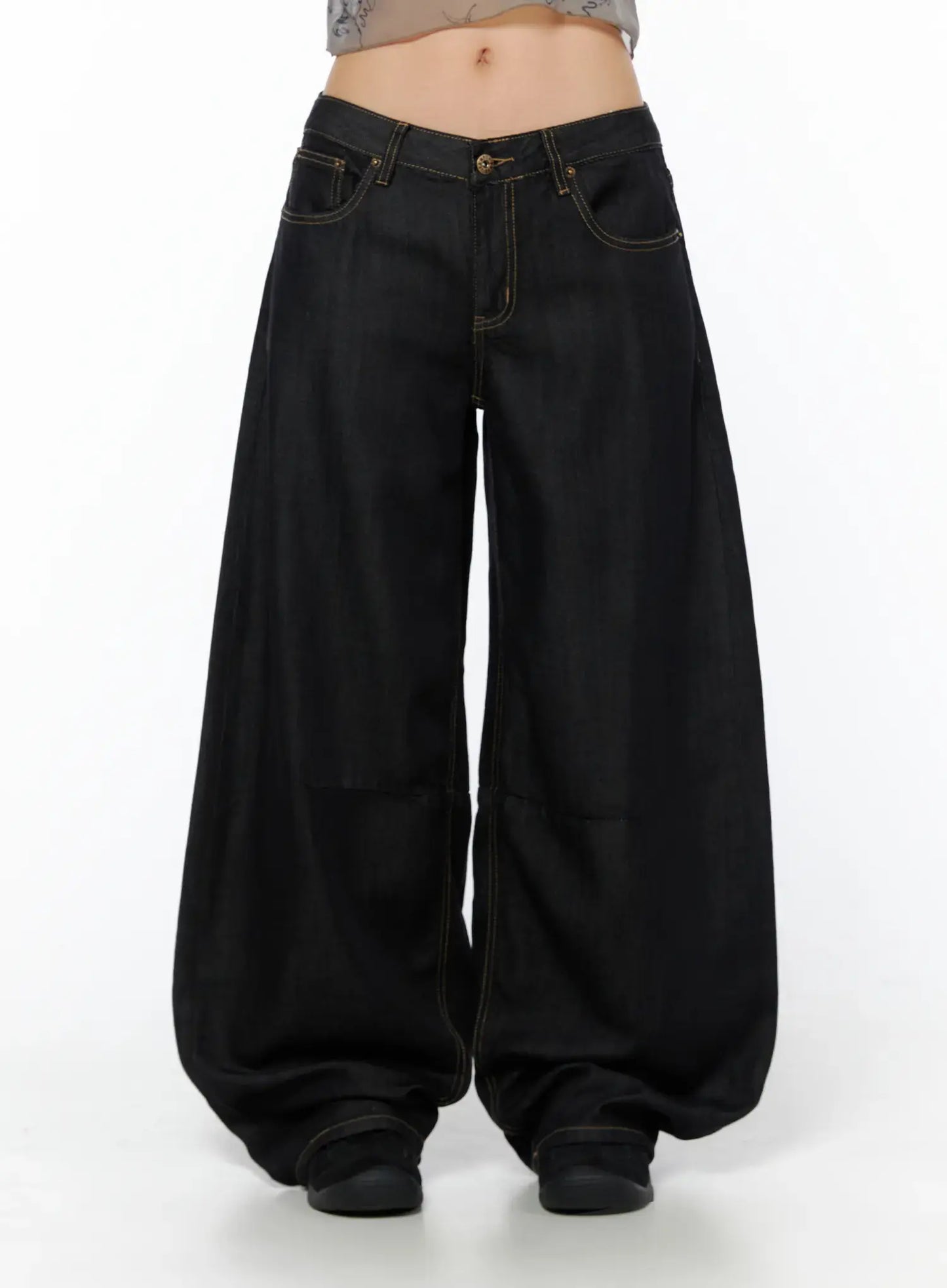 Chandler Wide Leg Jeans CU512