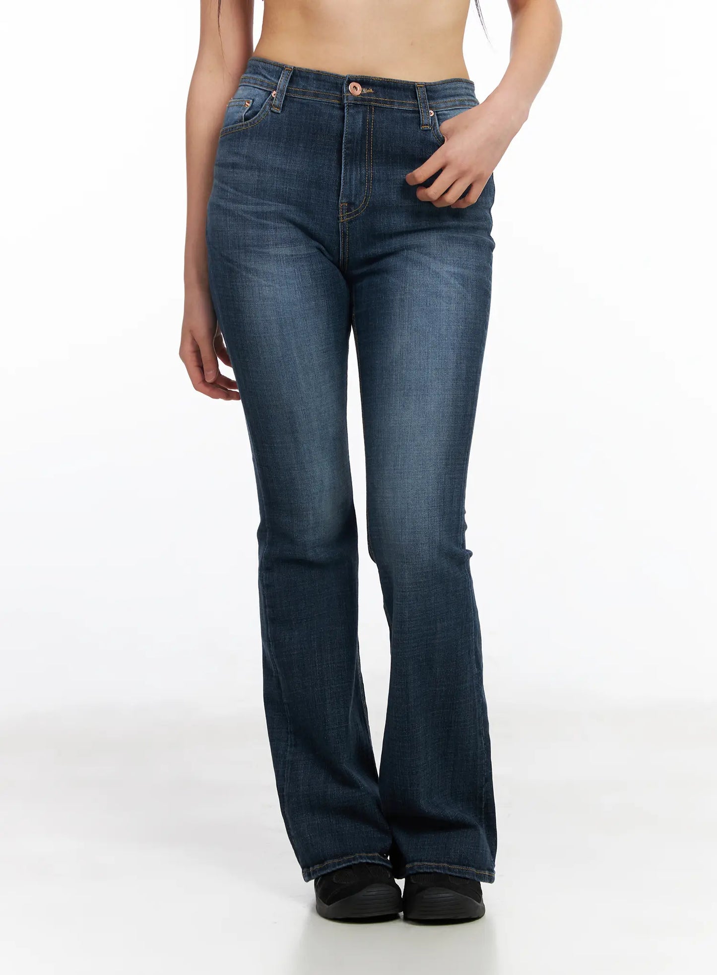 Alayah Vintage Wash Flared Jeans CF506