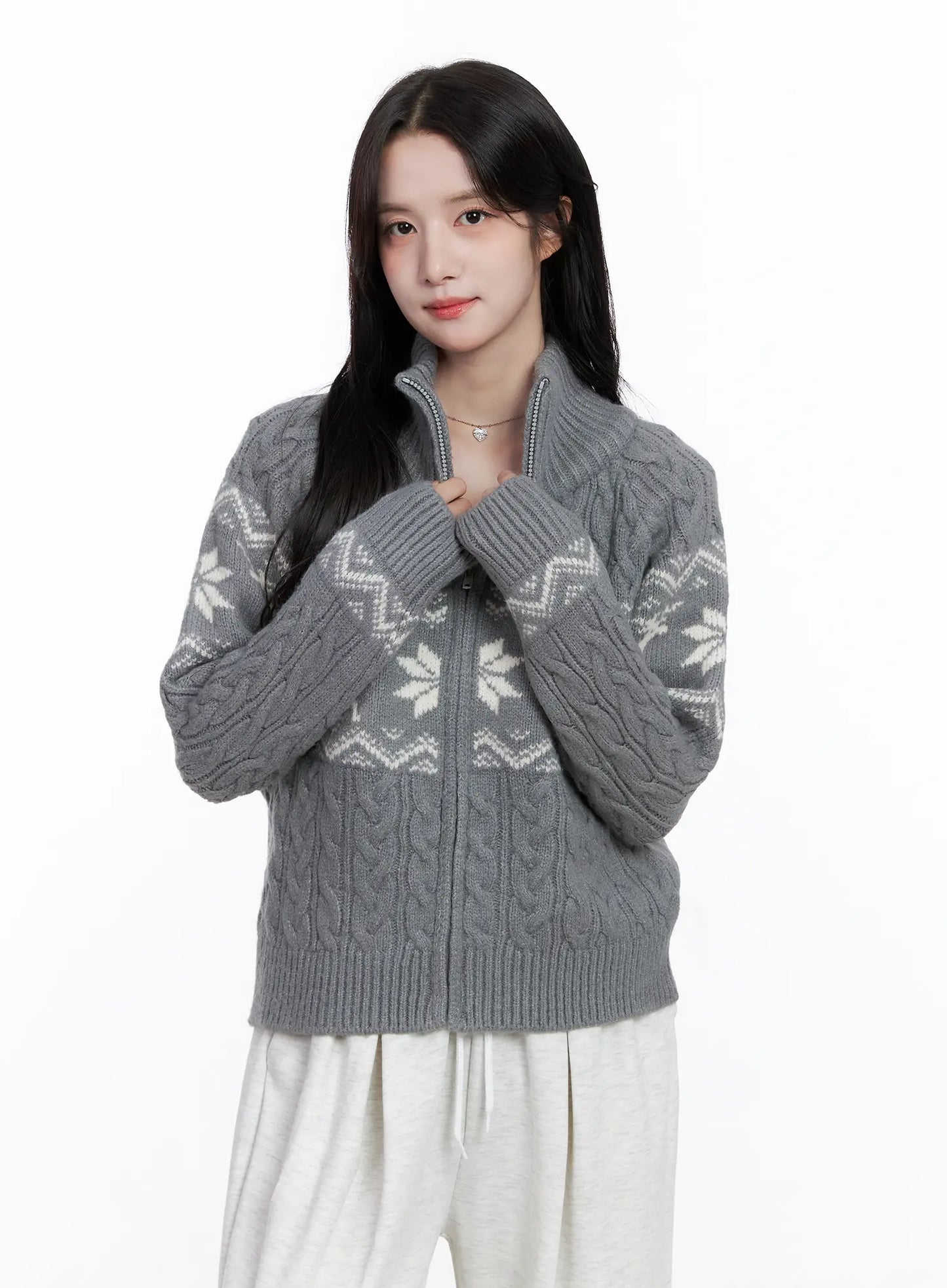 Cable Knit Funnel Neck Zip-Up Sweater CS523