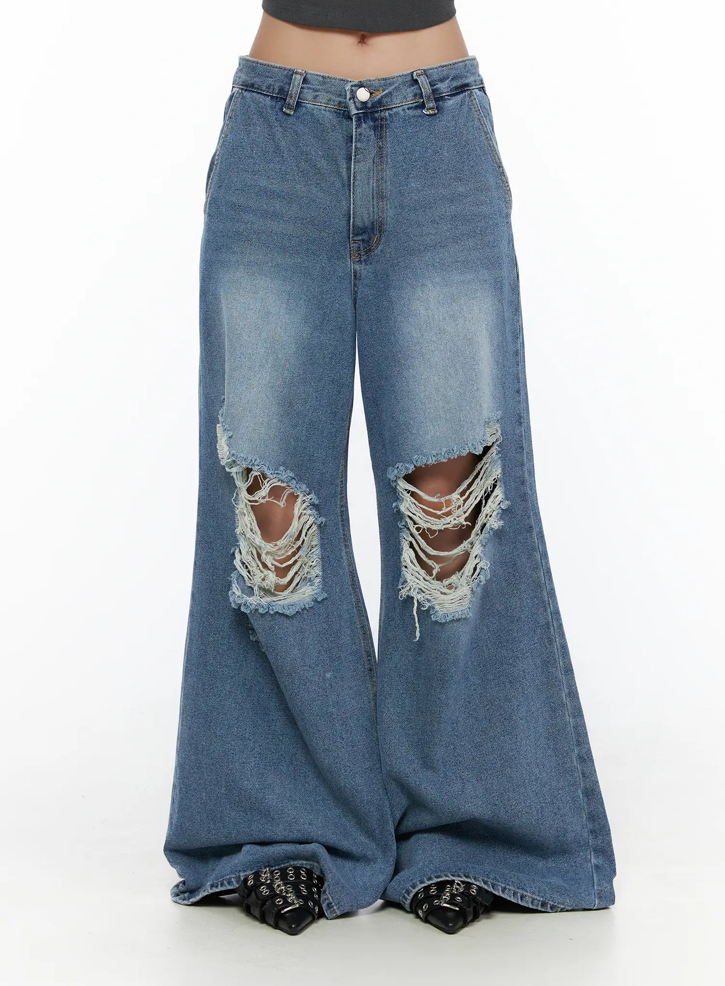 Anyae Mid-Wash Knee Distressed Wide Jeans CL510