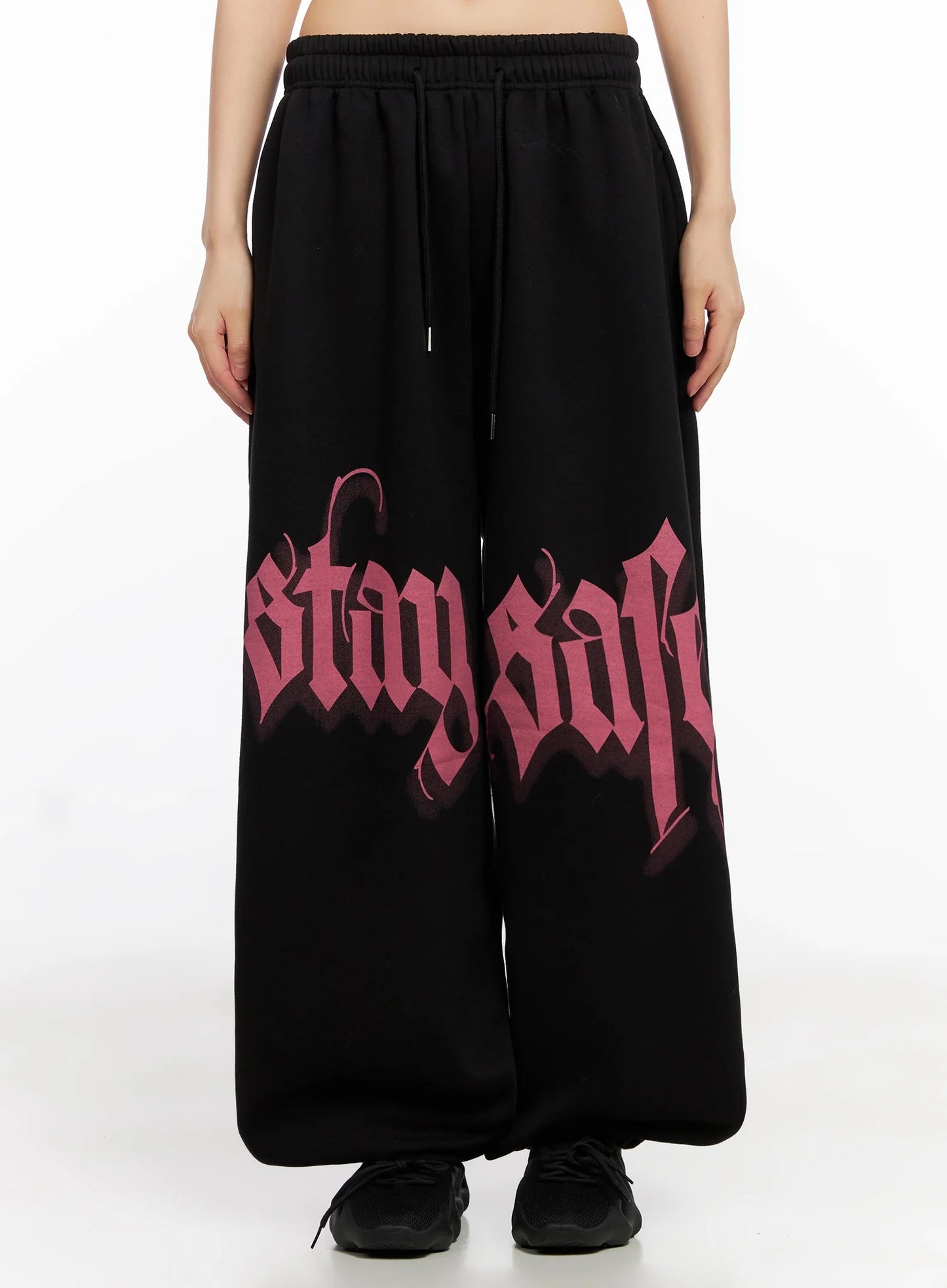Bold Graphic Sweatpants IN503