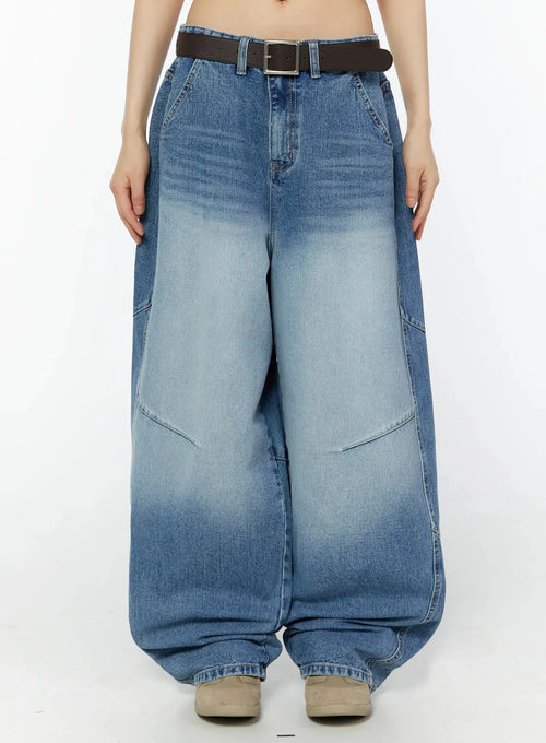 Celie Baggy Pin-Tuck Jeans CU515