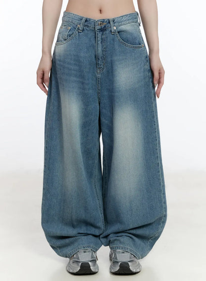 Clar Washed Wide Leg Jeans CA503