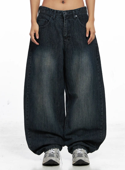 Aspyn Wide-Leg Washed Corduroy Jeans CO510