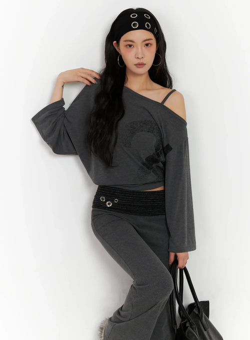 Casual Graphic Long Sleeve Off-Shoulder Top IN528
