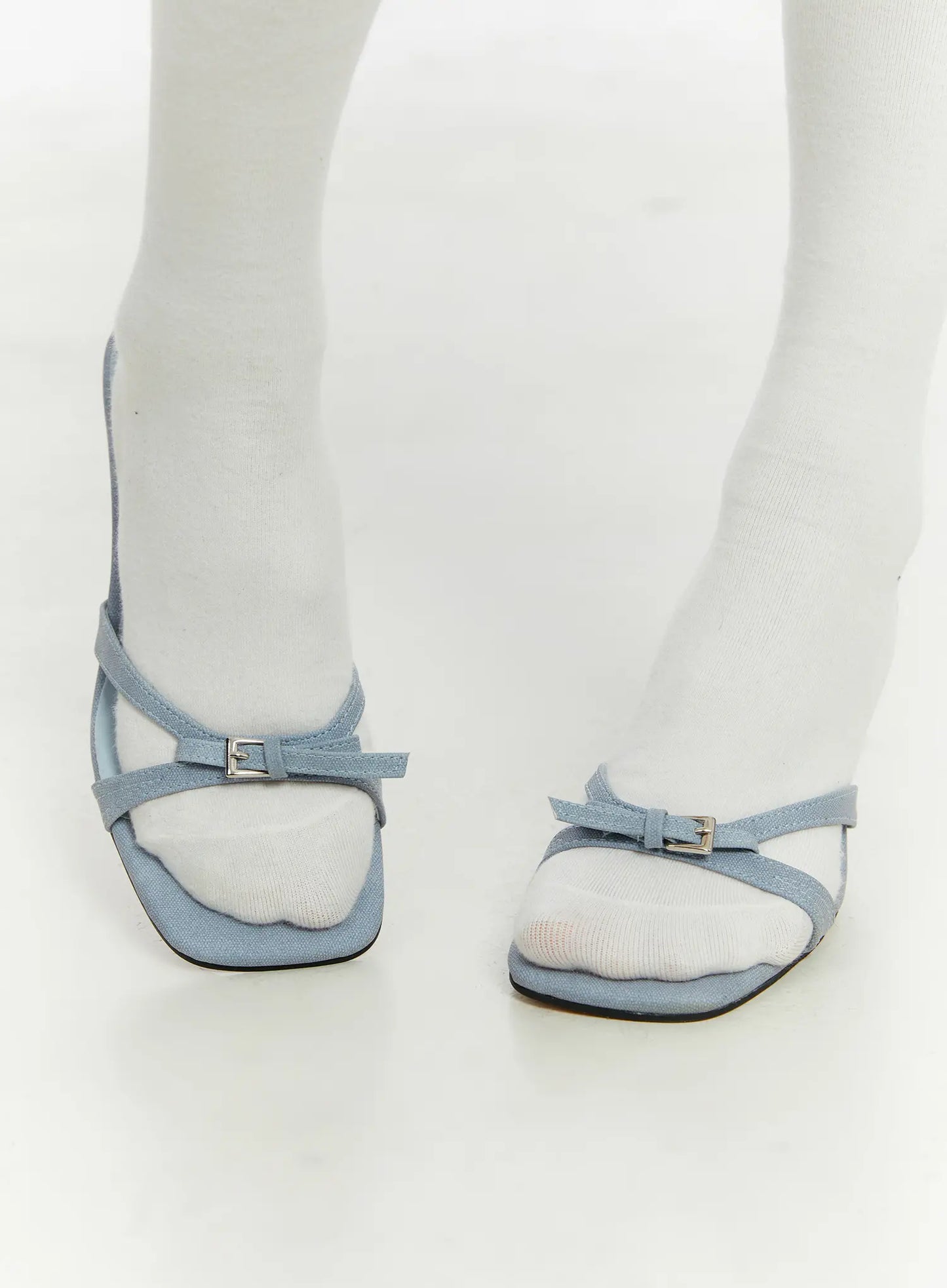 Belted Square Toe Heels CF510