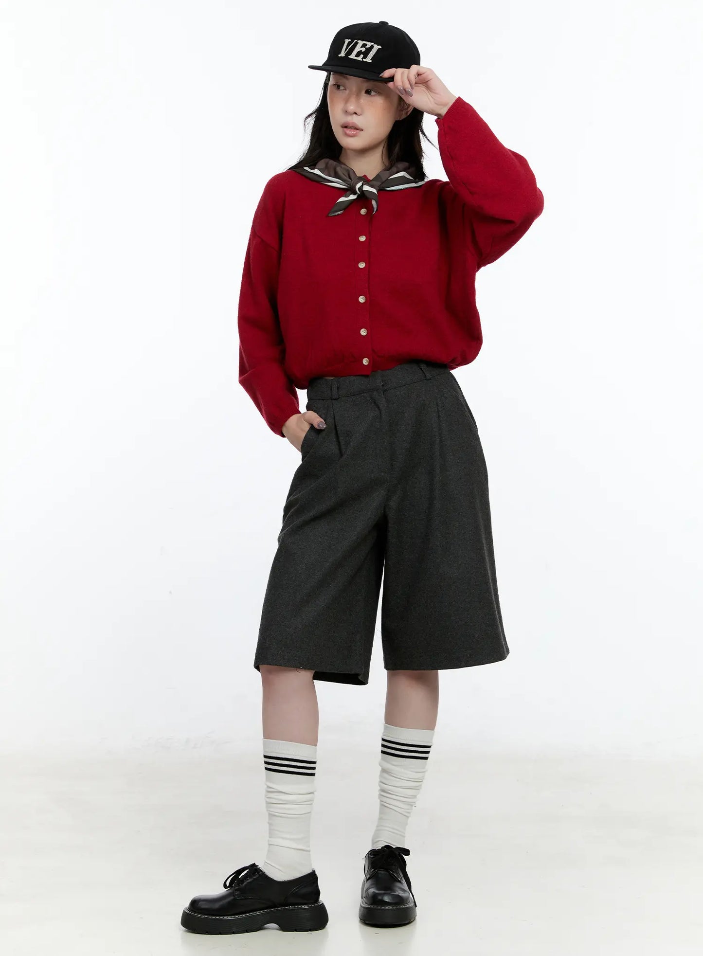Classic Round Neck Cardigan CN517