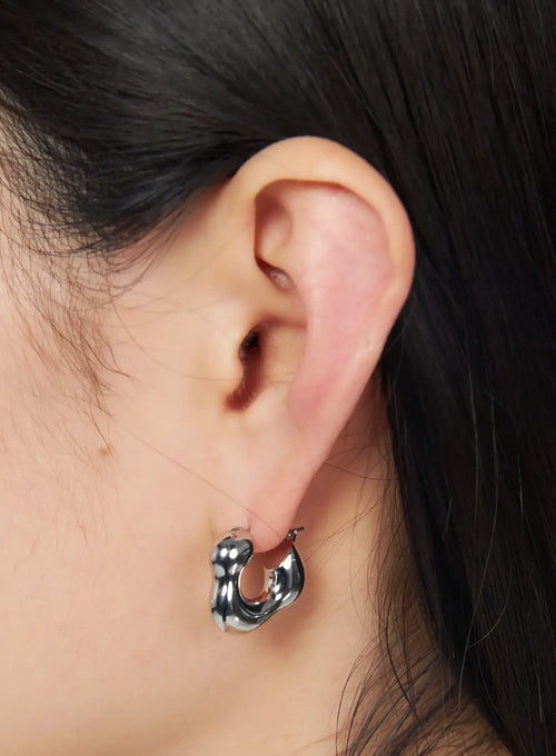 Chic Metallic Hoop Earrings IY520