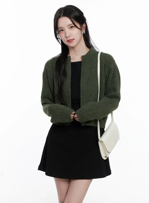 Classic Round Neck Knit Cardigan CS519