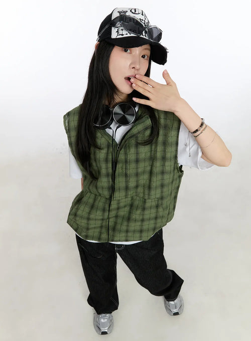 Checkered Hooded Vest CA506