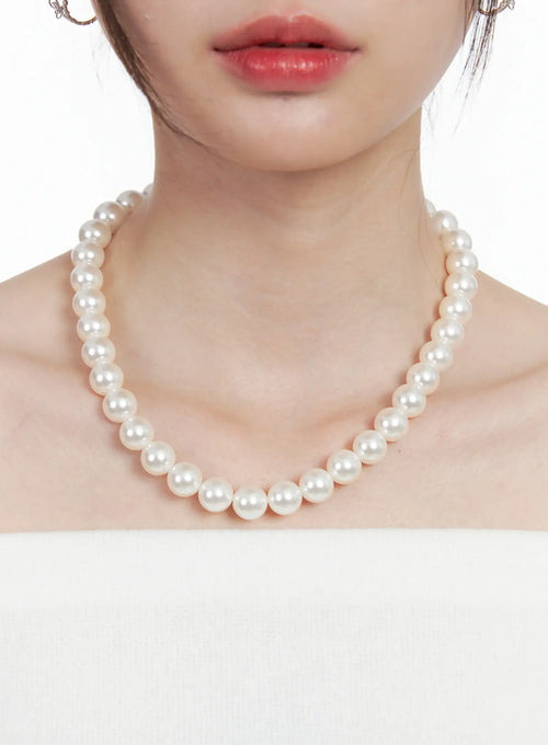 Basic Faux-Pearls Necklace IN510