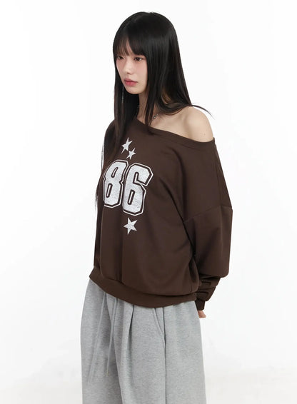 86 Sporty Off-Shoulder Sweatshirt IM530