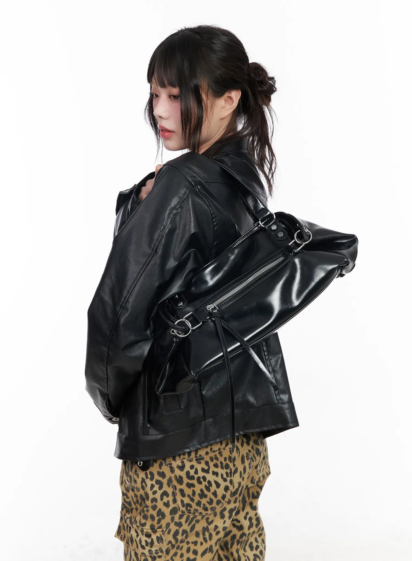 Chic Vegan Leather Shoulder Bag CM526