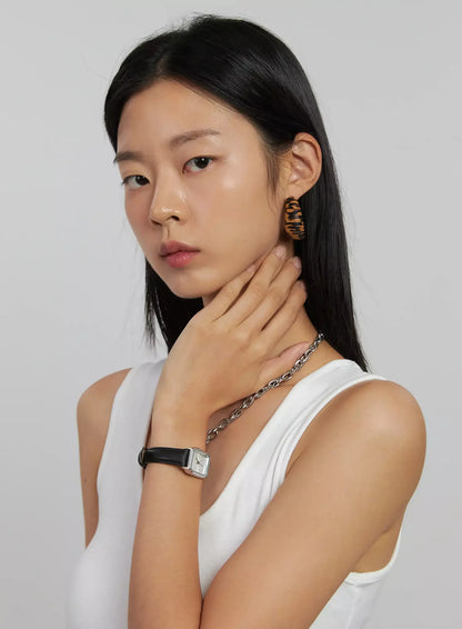 Classic Square Pendant Watch IJ509
