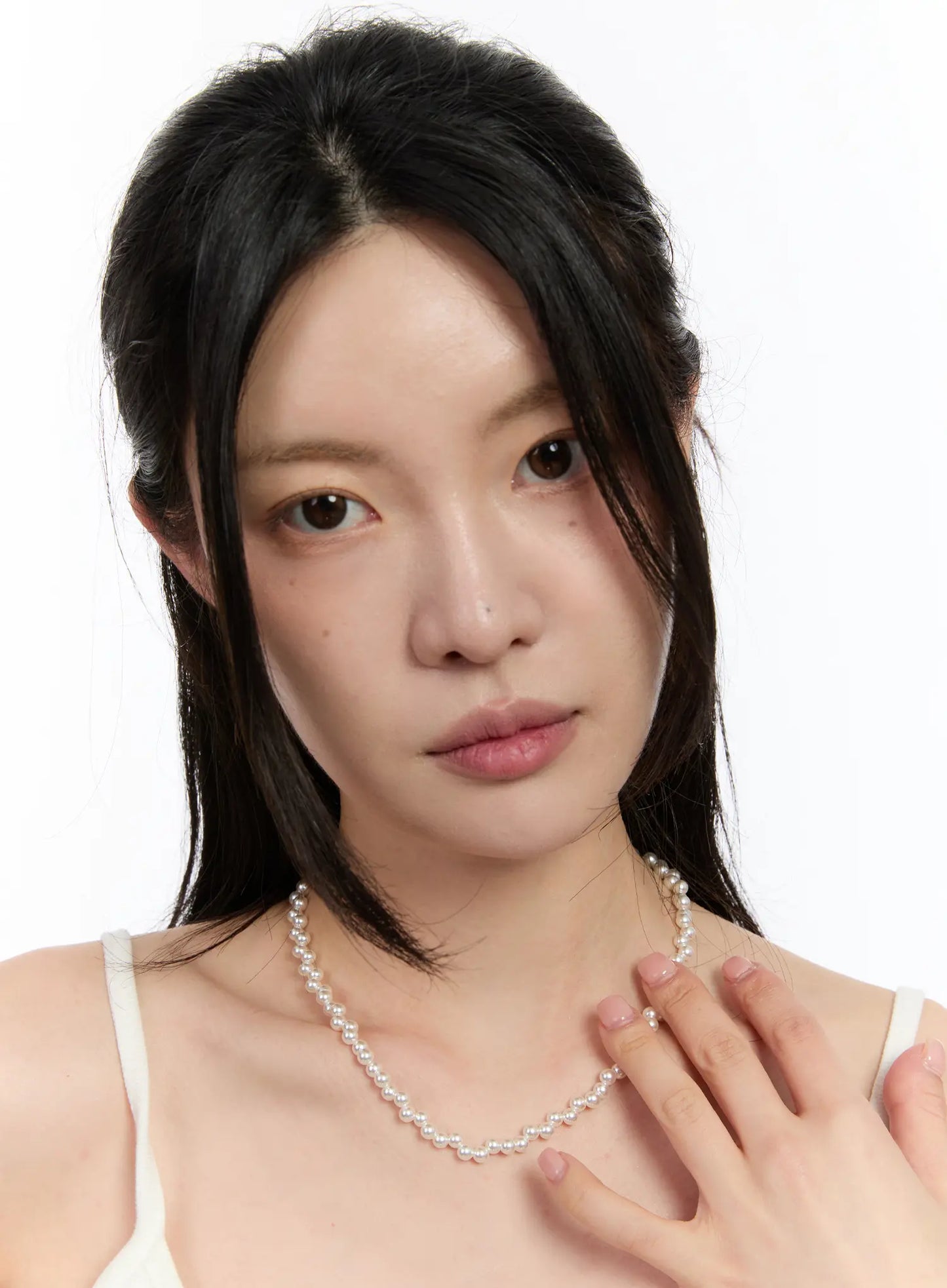 Asymmetric Faux Pearl Necklace CA508