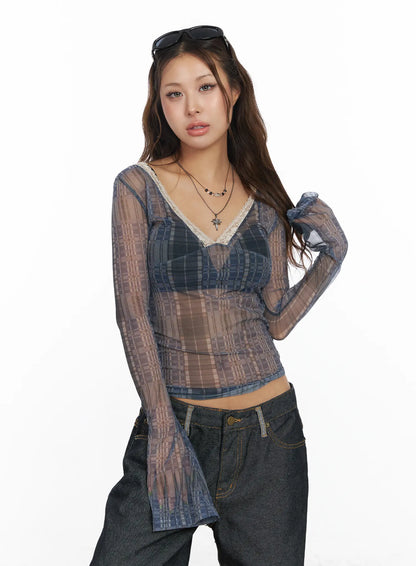 Checkered V-Neck Long Sleeve Top CF512