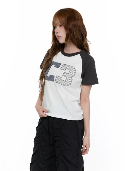 Checkered Graphic Short Sleeve Top CA522