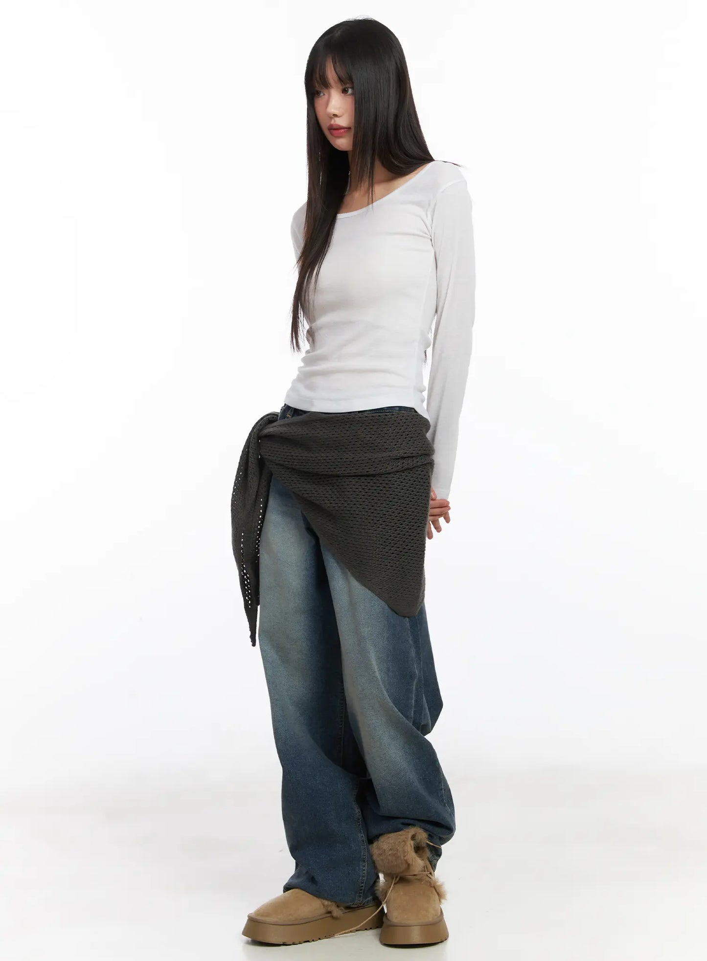 Classic U-Neck Long Sleeve Top CD518