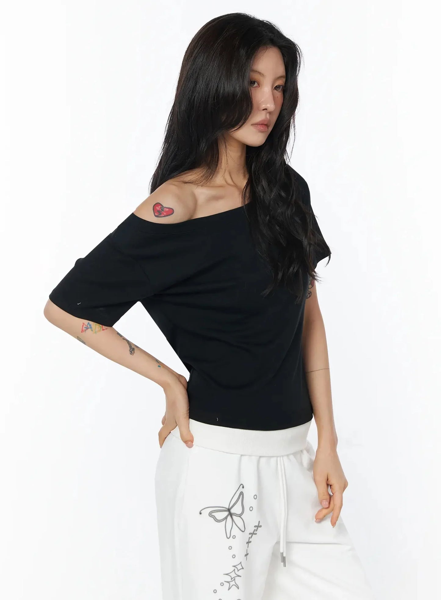Casual One-Shoulder Oversized Tee IU508