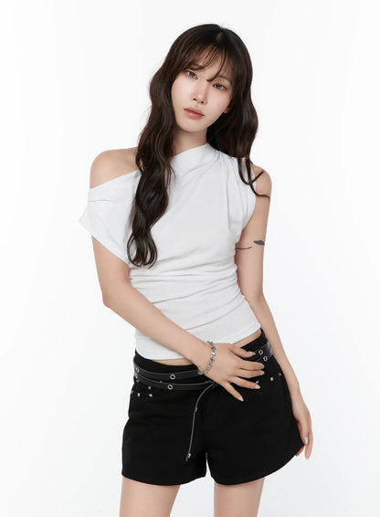 Asymmetric Off-Shoulder Tee CY514