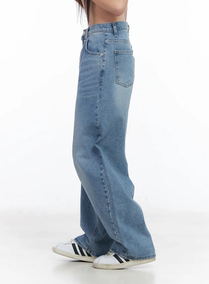 Ariyah High-Waist Baggy Jeans CM512