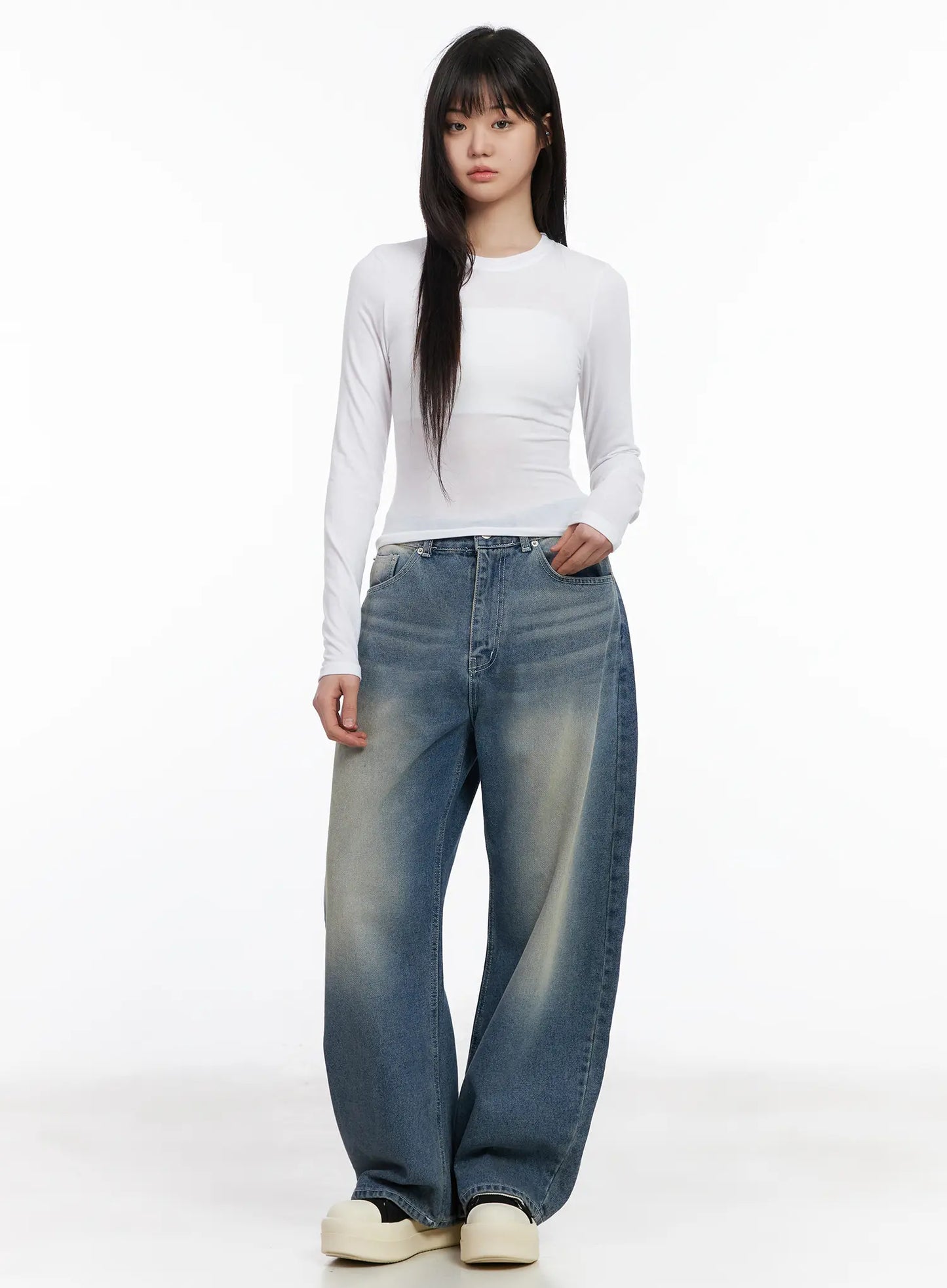 Basic Round Neck Crop Long Sleeve Tee CM512