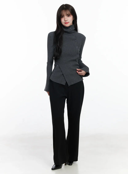 Asymmetric Buttoned Knit Top IJ529