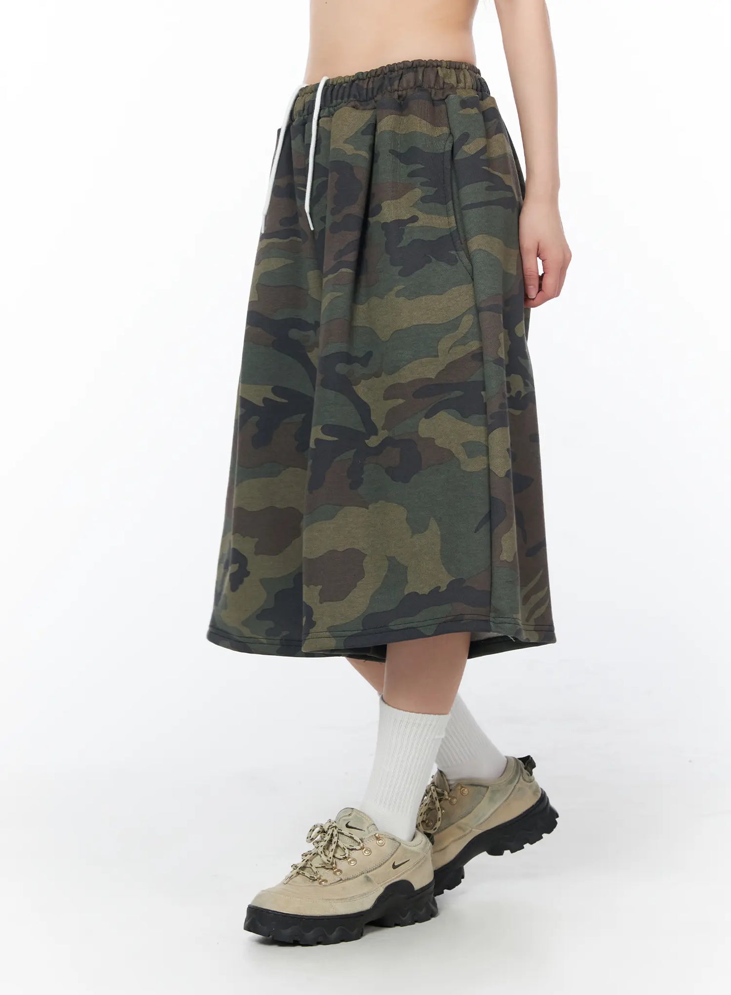Camouflage Patterned Bermuda Shorts CY508