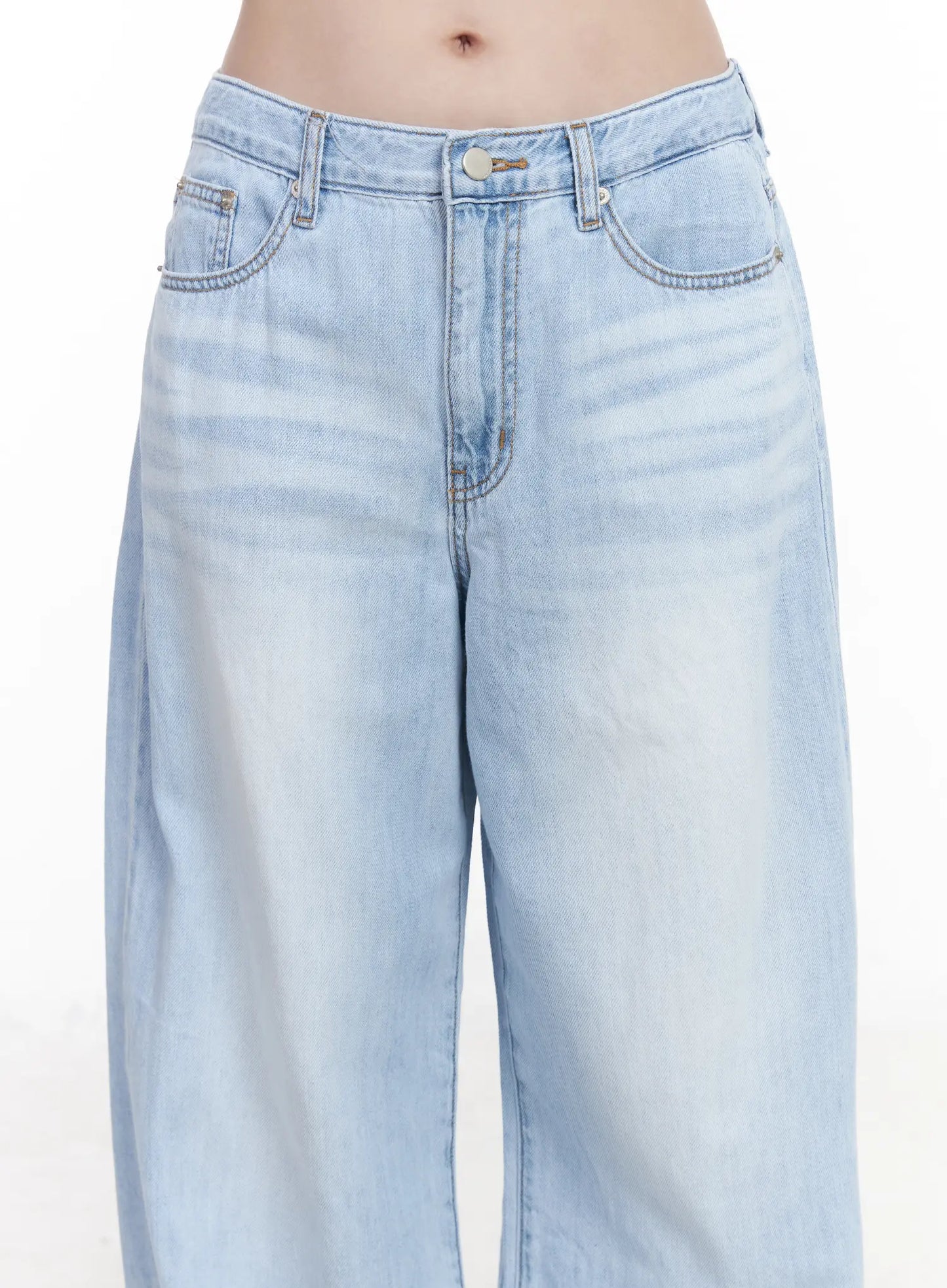 Anastasia Wide Leg Light Wash Jeans CA510