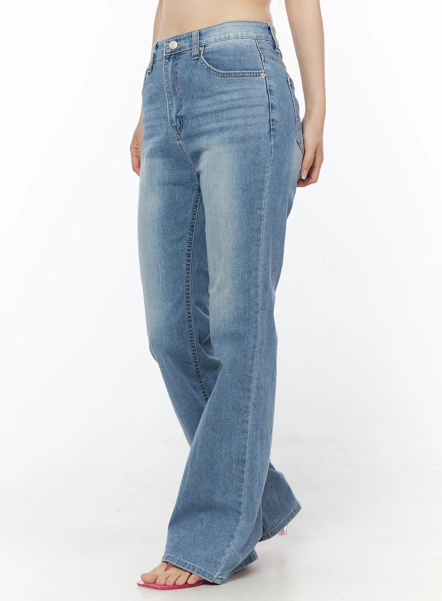 Boris Bootcut Denim Jeans IU515