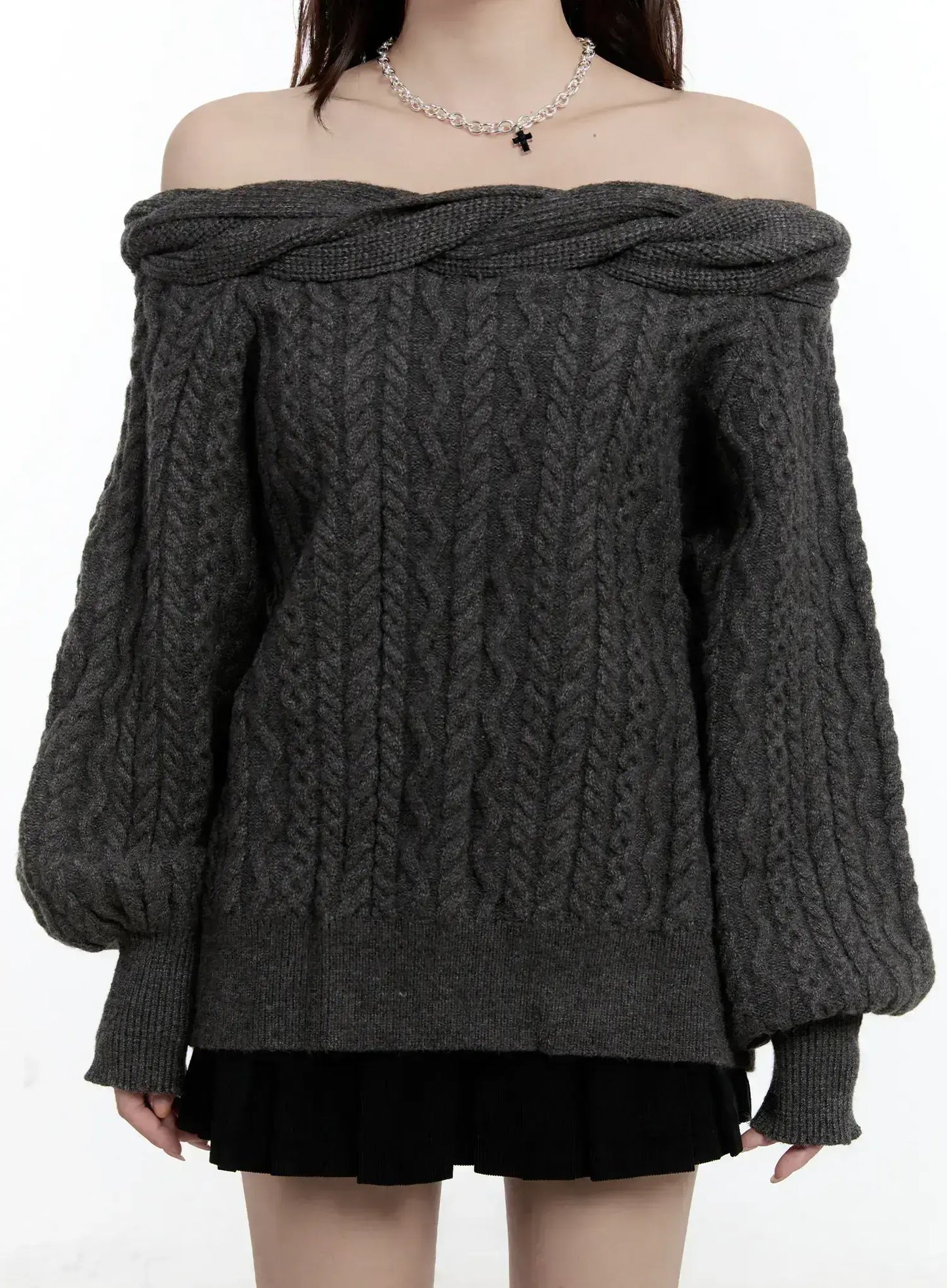 Cable Knit Off-Shoulder Sweater CN525