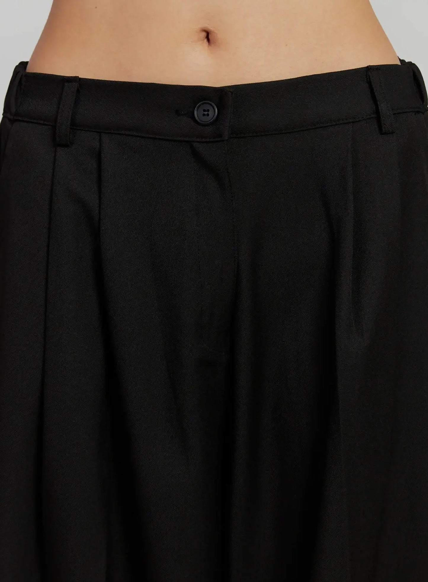 Black Oversized Slacks IJ505