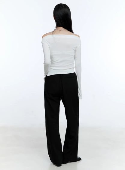 Chic Off-Shoulder Long-Sleeve Top CG512