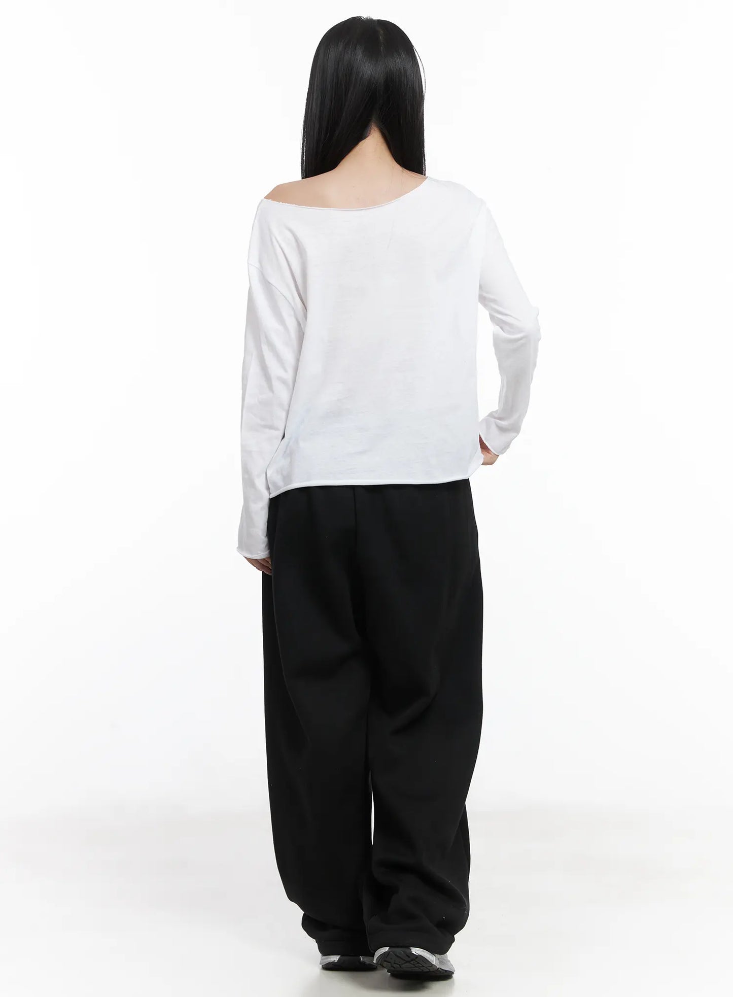 Casual Relaxed Neck Graphic Long Sleeve Tee CD530
