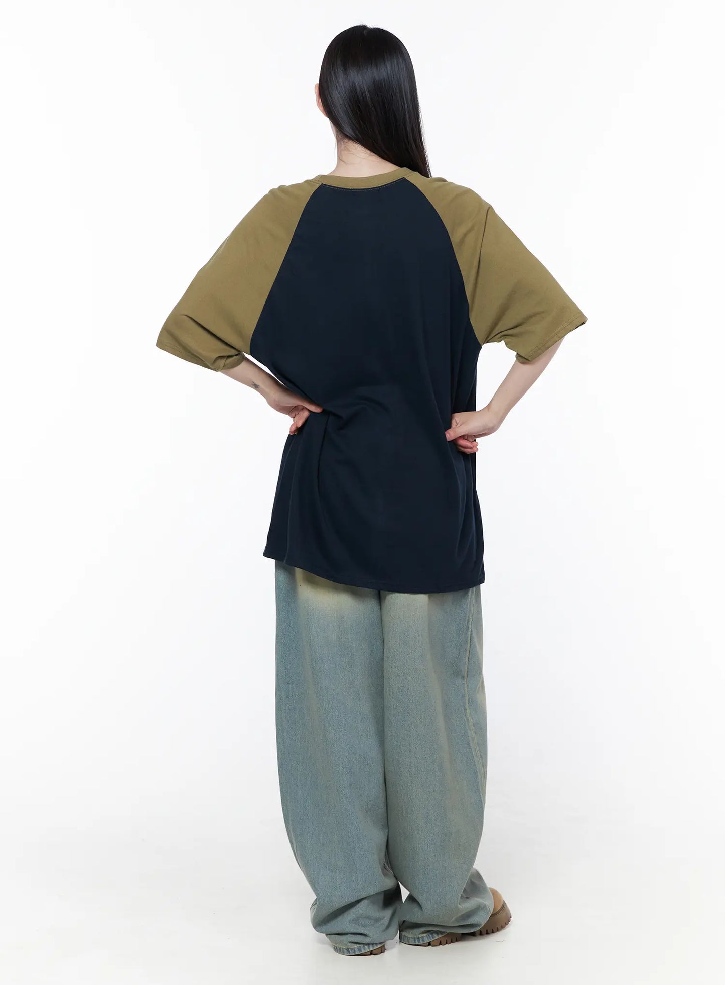 Casual Loose Fit Graphic Tee CU519