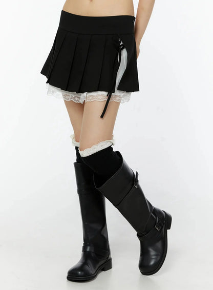 Chic Pleated Ribbon Lace Trim Mini Skirt IU518