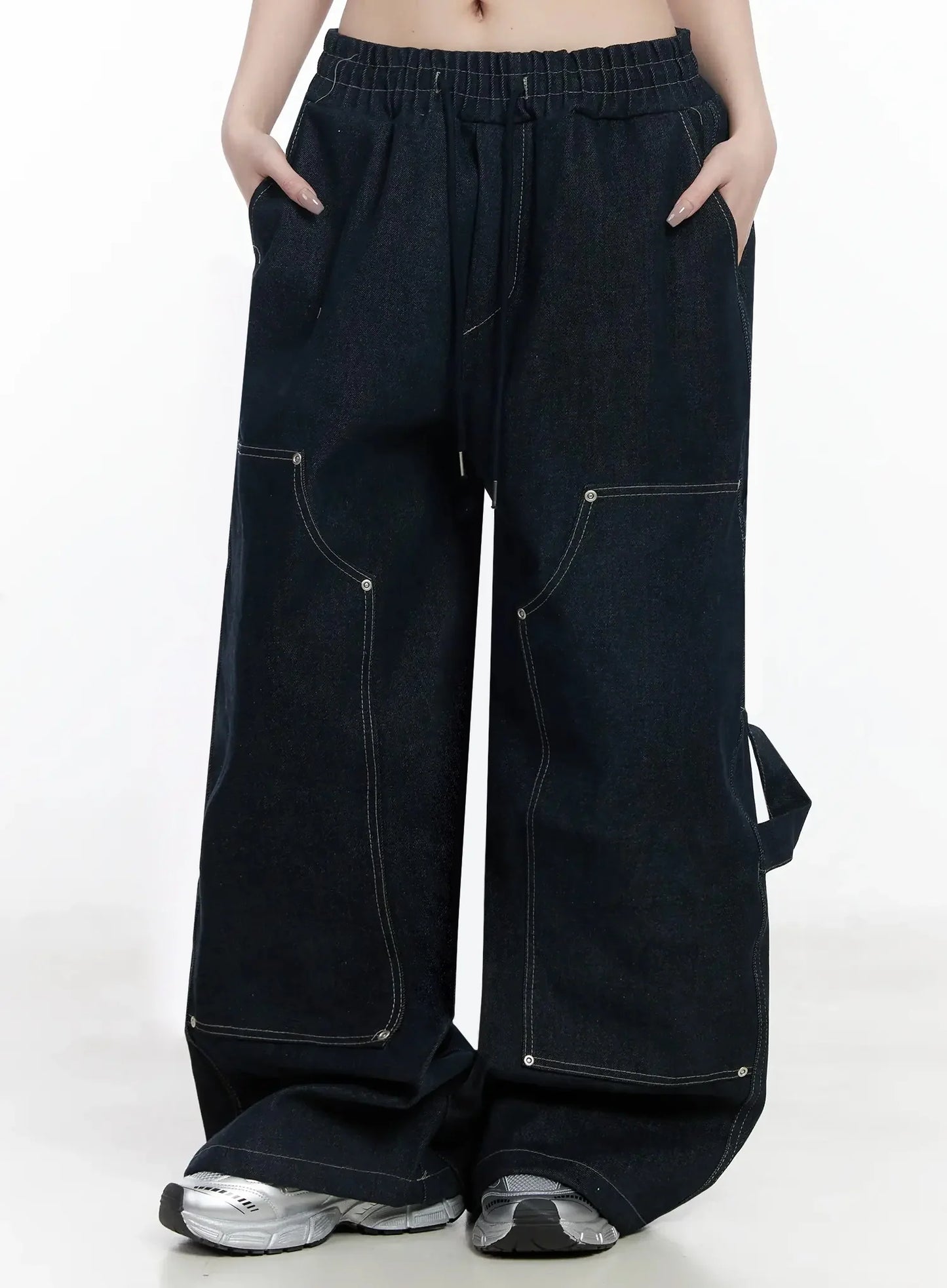 Ashlyn Carpenter Wide-Leg Jeans IJ528