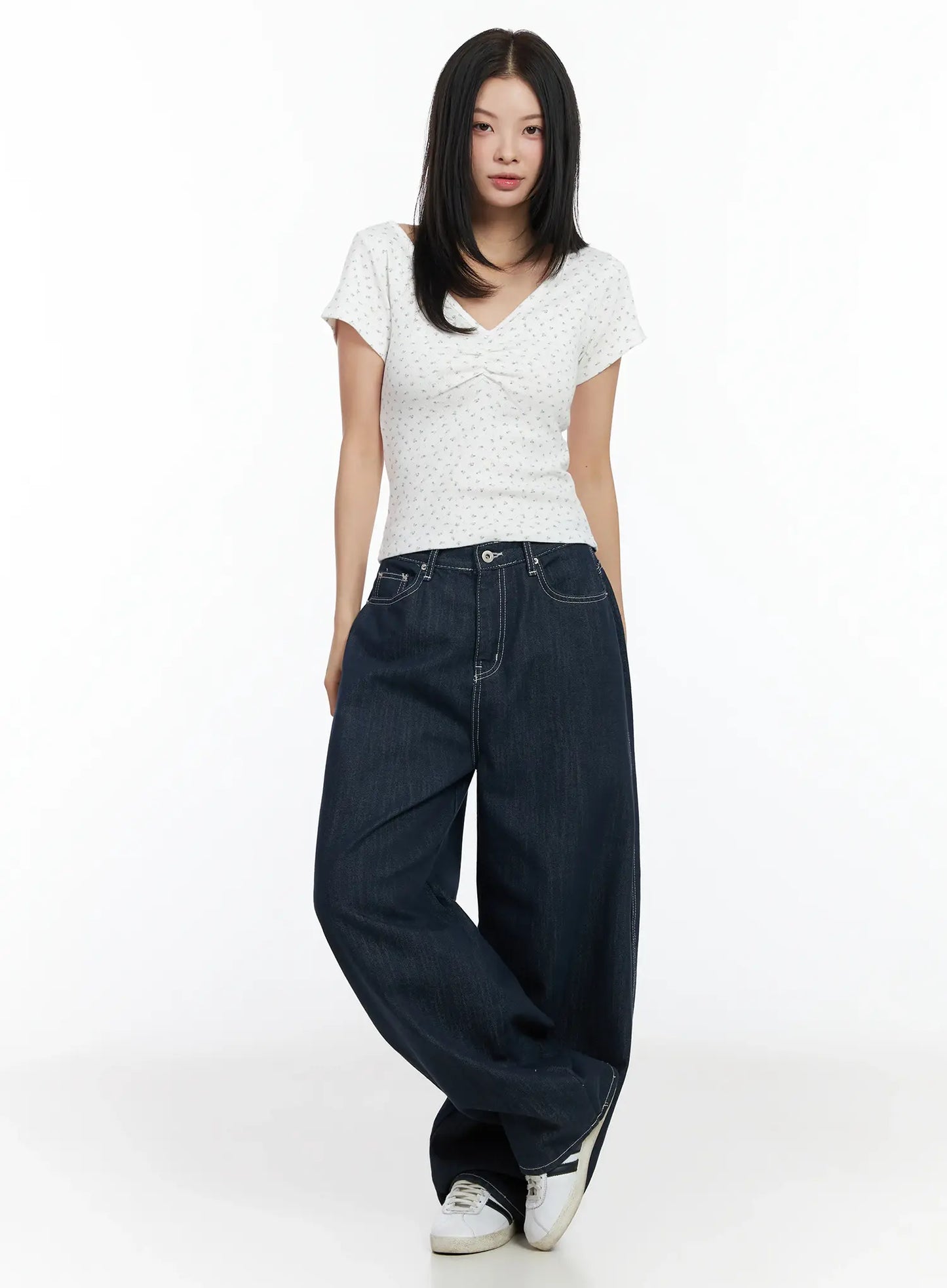 Alaya Semi-Balloon Denim Jeans IM524