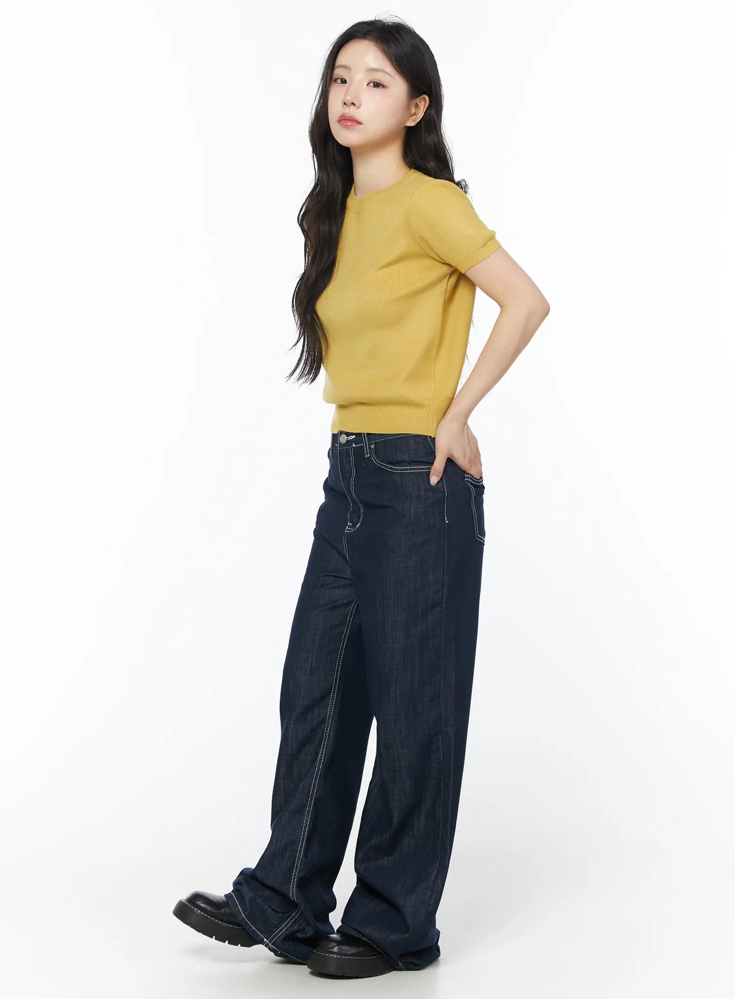 Aeri Non-Fade Relaxed Jeans CD805