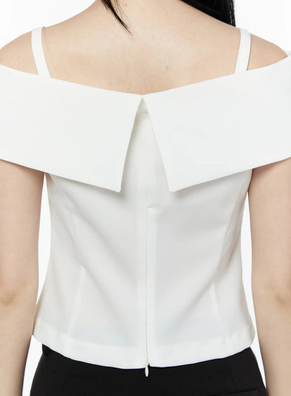Chic Off-Shoulder Sleeveless Blouse IU503