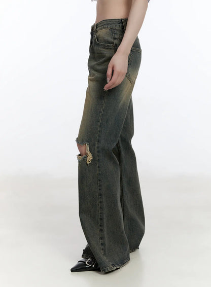Andie Distressed Bootcut Jeans CA503