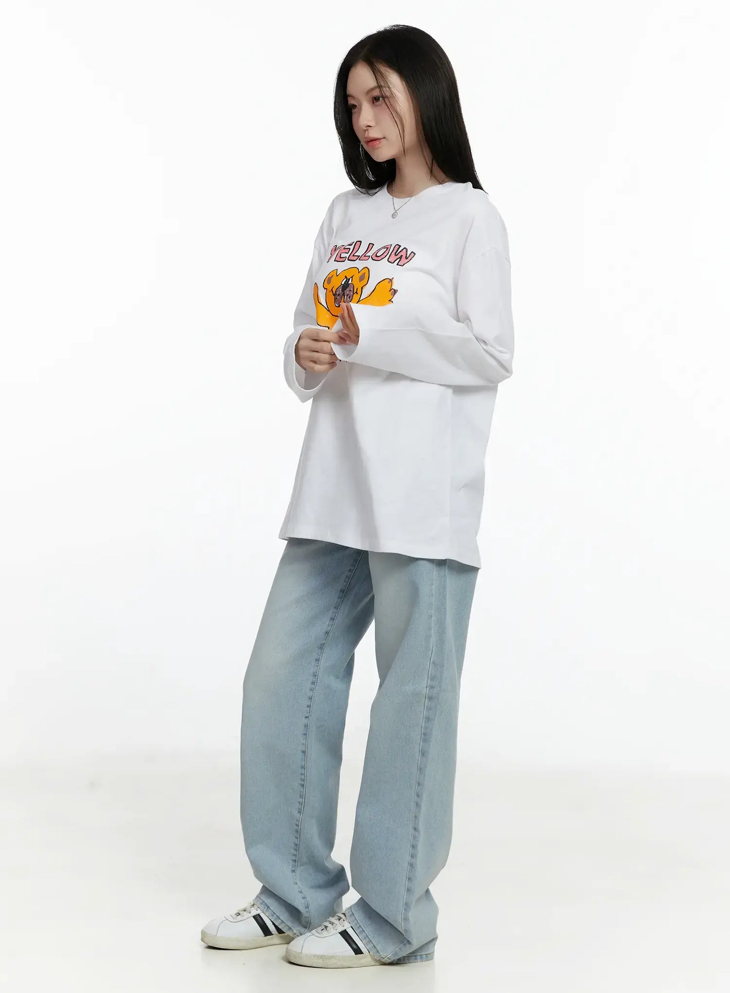 Andi Low Rise Wide Leg Jeans F502