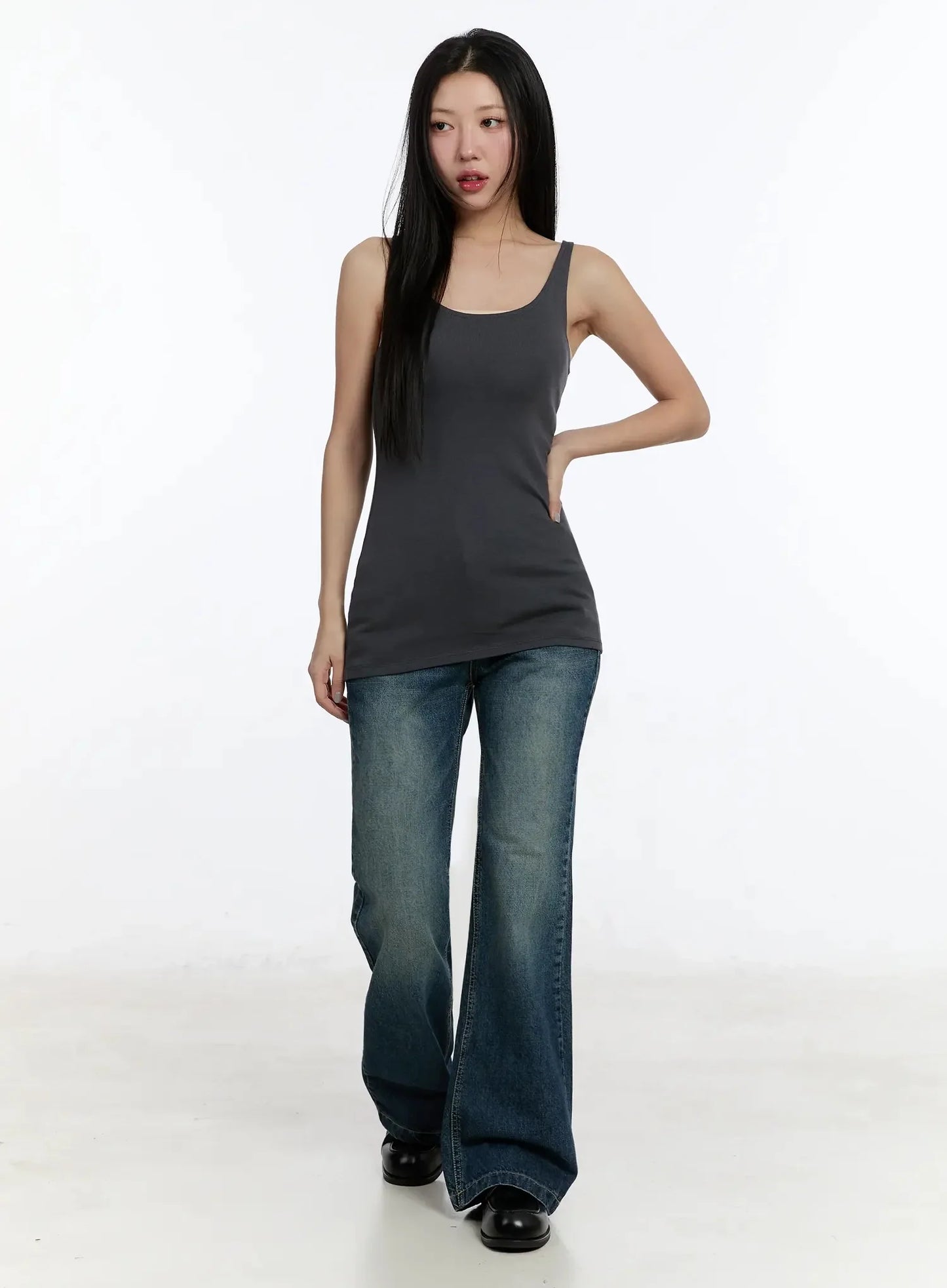 Basic U-Neck Tank Top IM509