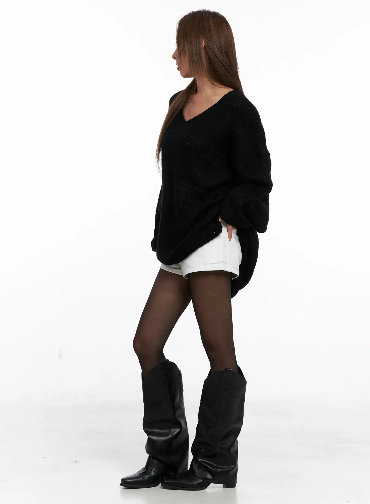 Casual Low-Rise Shorts CS524