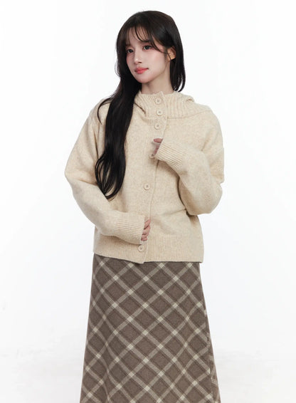 Buttoned Knit Hoodie IJ529