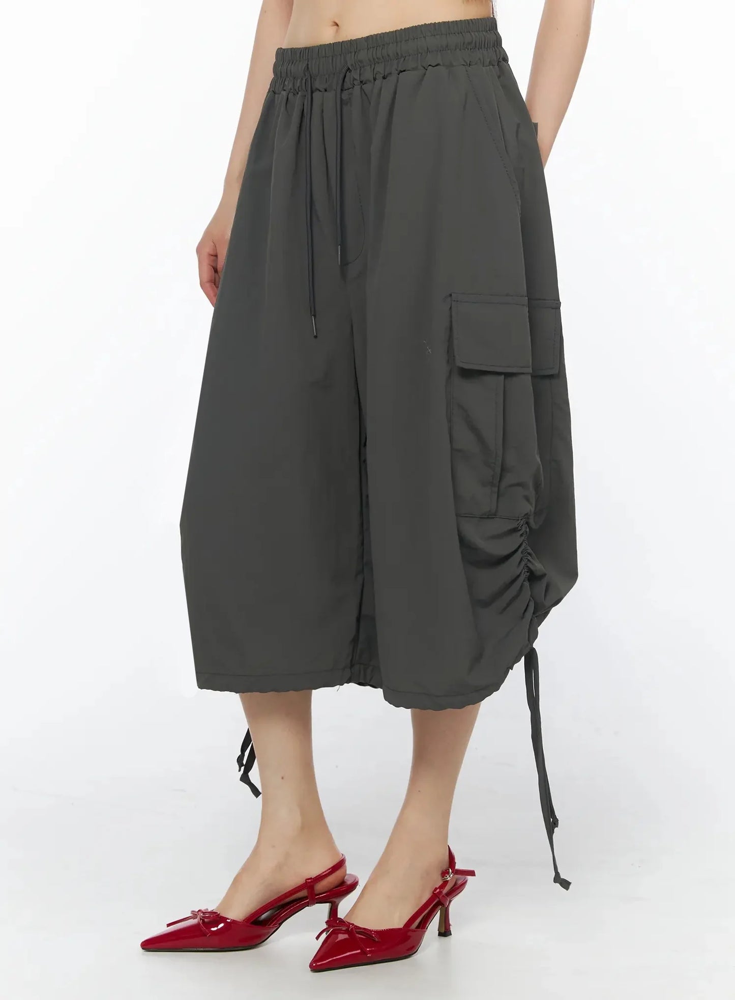 Adjustable Cargo Bermuda Pants IY526