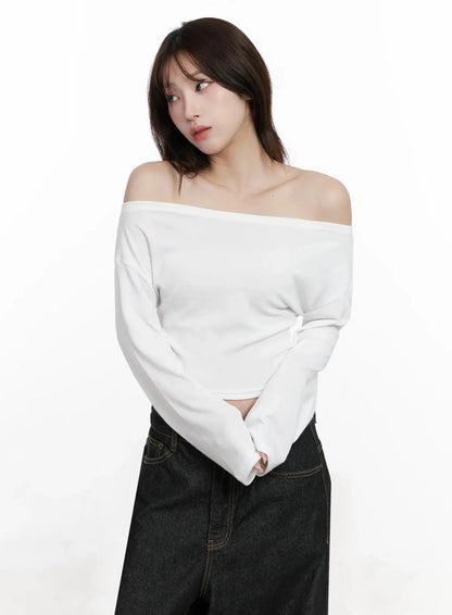 Chic Off-Shoulder Cropped Tee IN514
