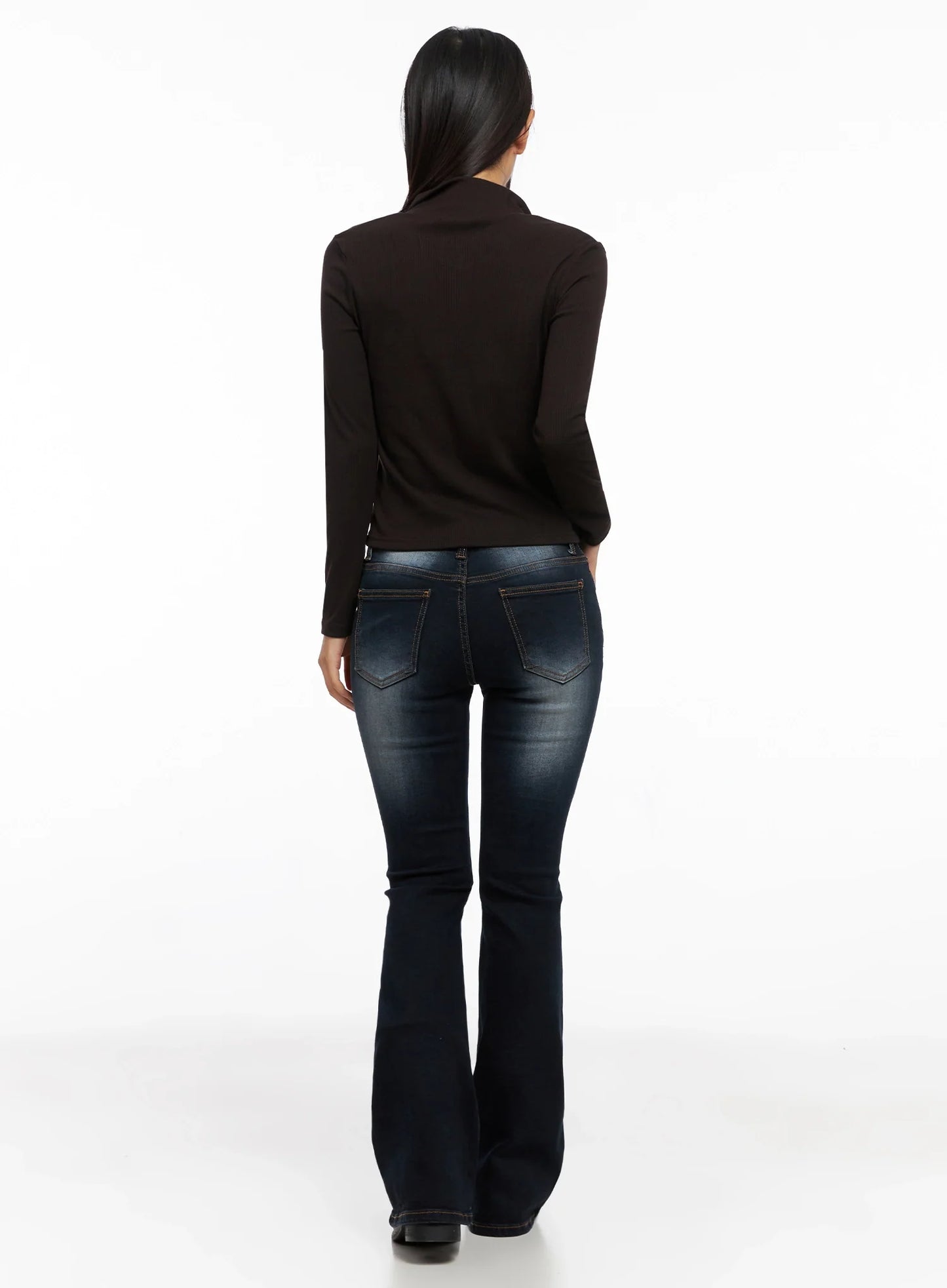 Aliyah Mid-Rise Hip Pad Flared Jeans IG528