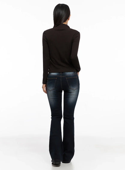 Aliyah Mid-Rise Hip Pad Flared Jeans IG528