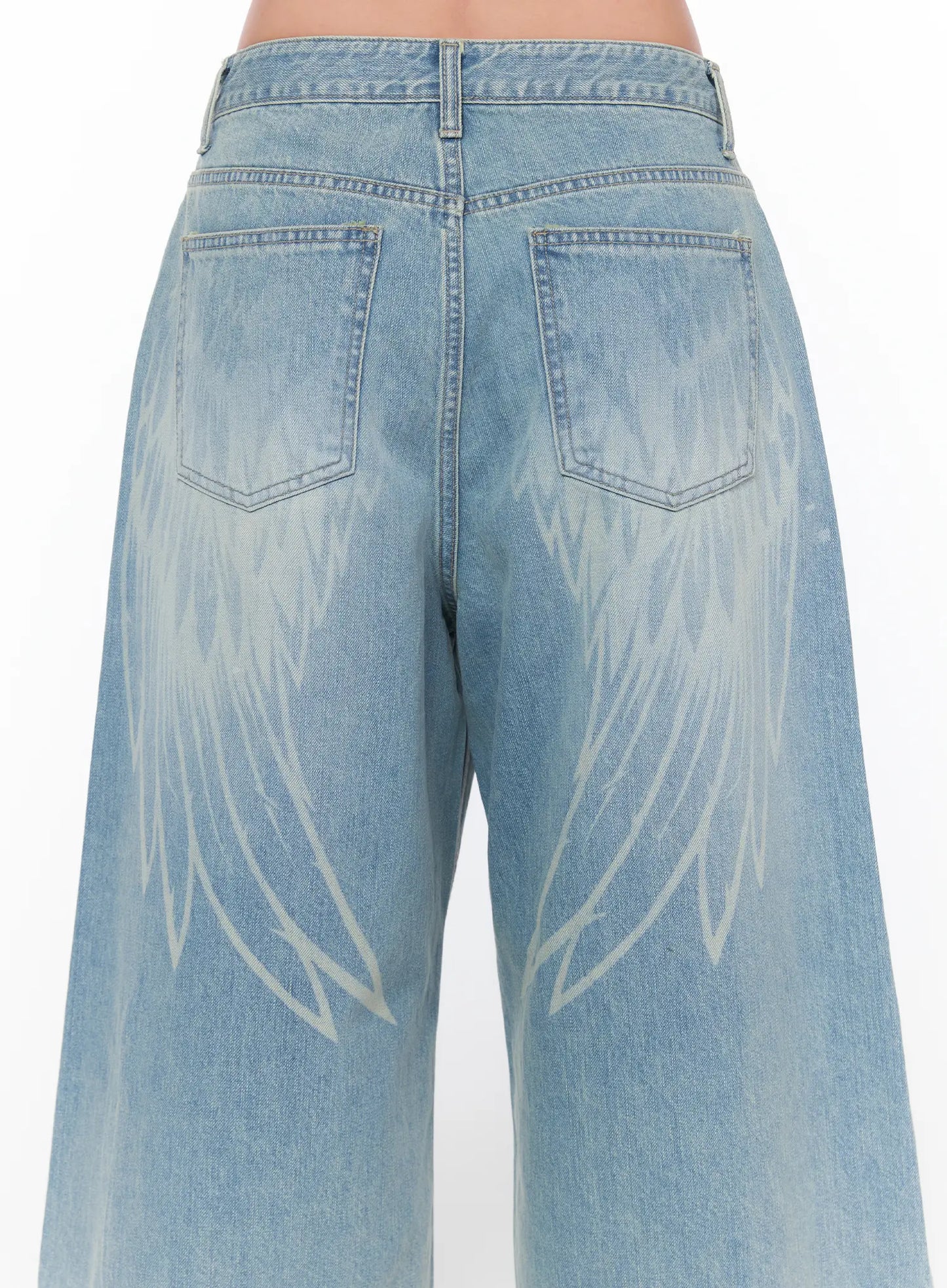 Aolani Angel Wing Bermuda Shorts CA514